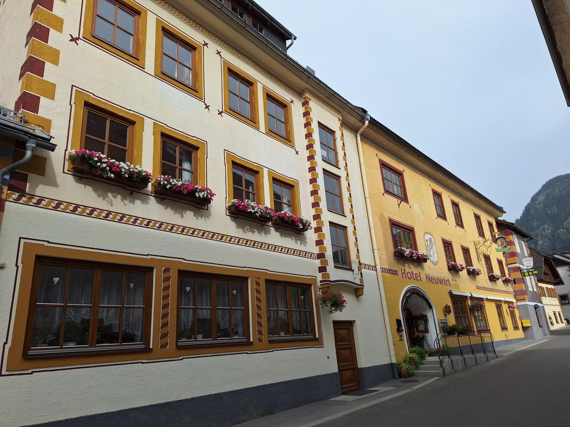 Hotel Neuwirt Mauterndorf  Exterior photo